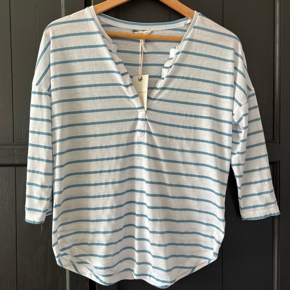 Lucky Brand Tops - NEW! Lucky Brand Blue Striped Top. Small.